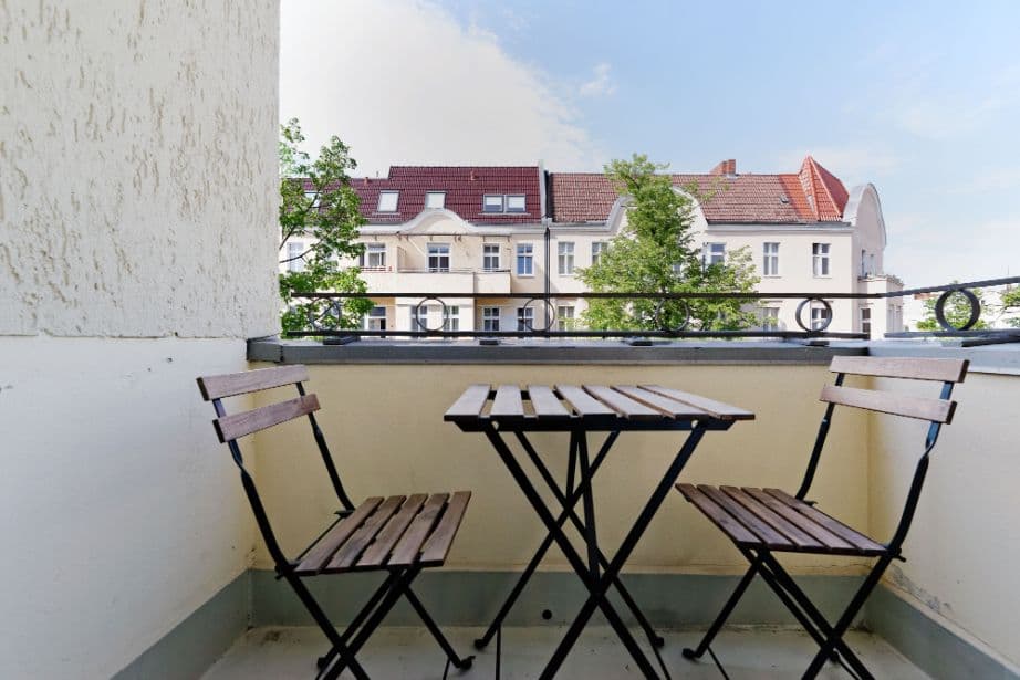 2 Rooms with Balcony in Charlottenburg – image 15
