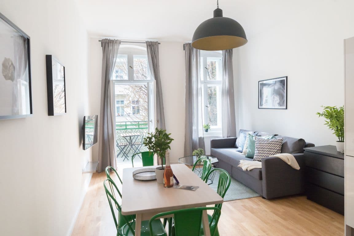 3 Rooms with Balcony in Sprengelkiez (Wedding) - image 2