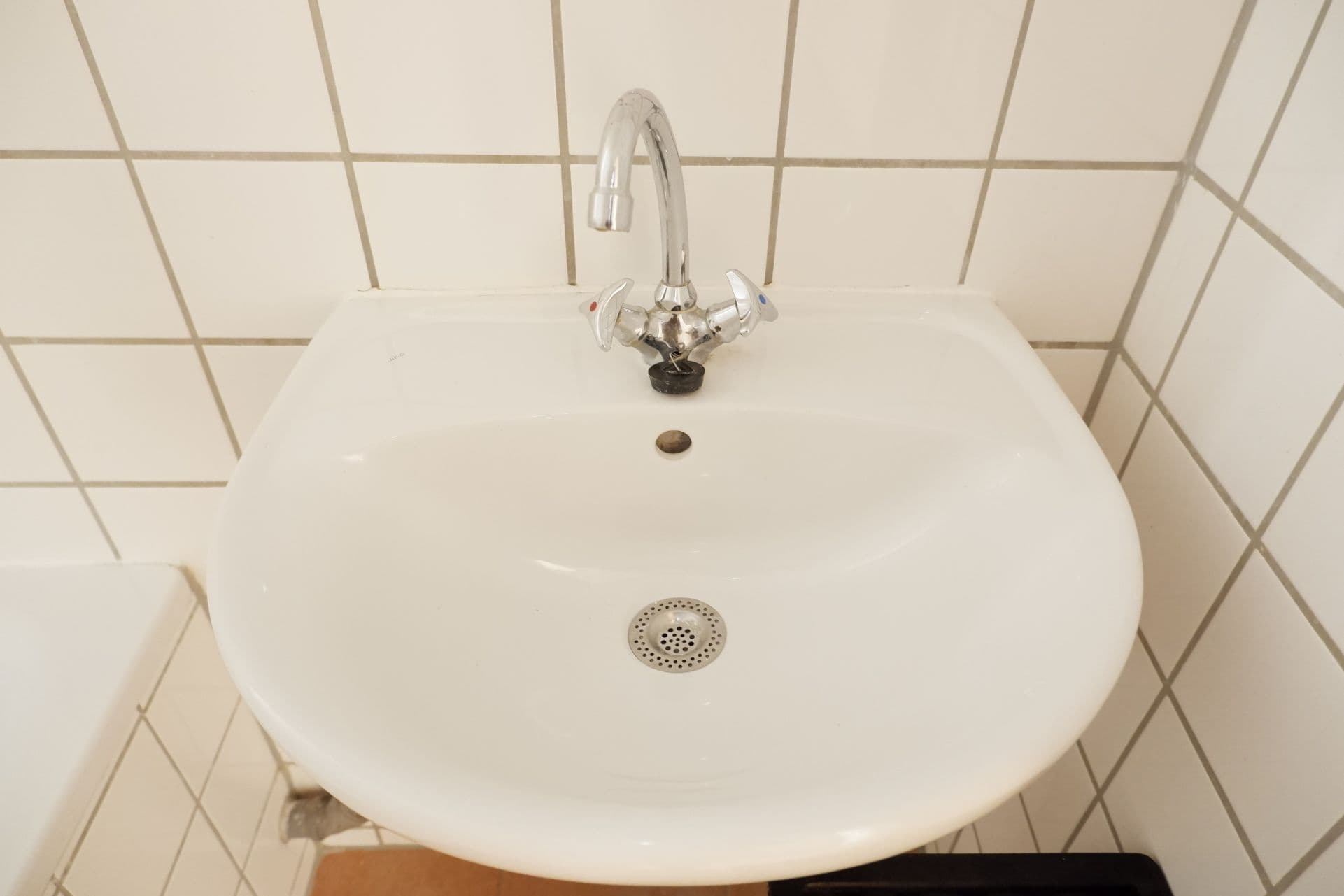 2 Rooms with Balcony in Charlottenburg – image 12
