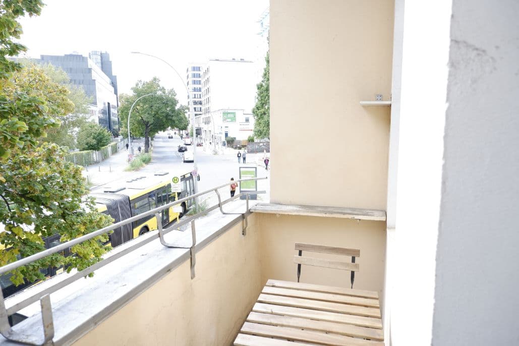2 Rooms with Balcony in Charlottenburg – image 32
