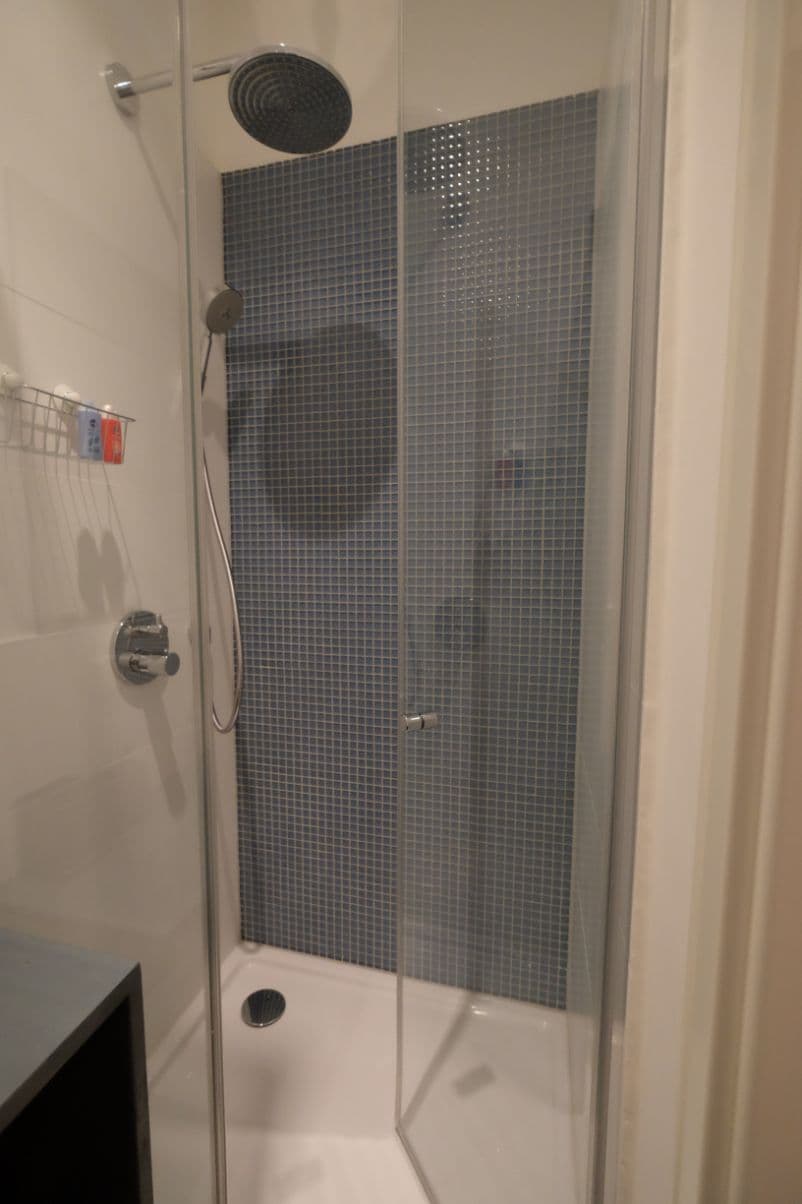 2 Rooms near Schönlein Straße (Neukölln) – image 14