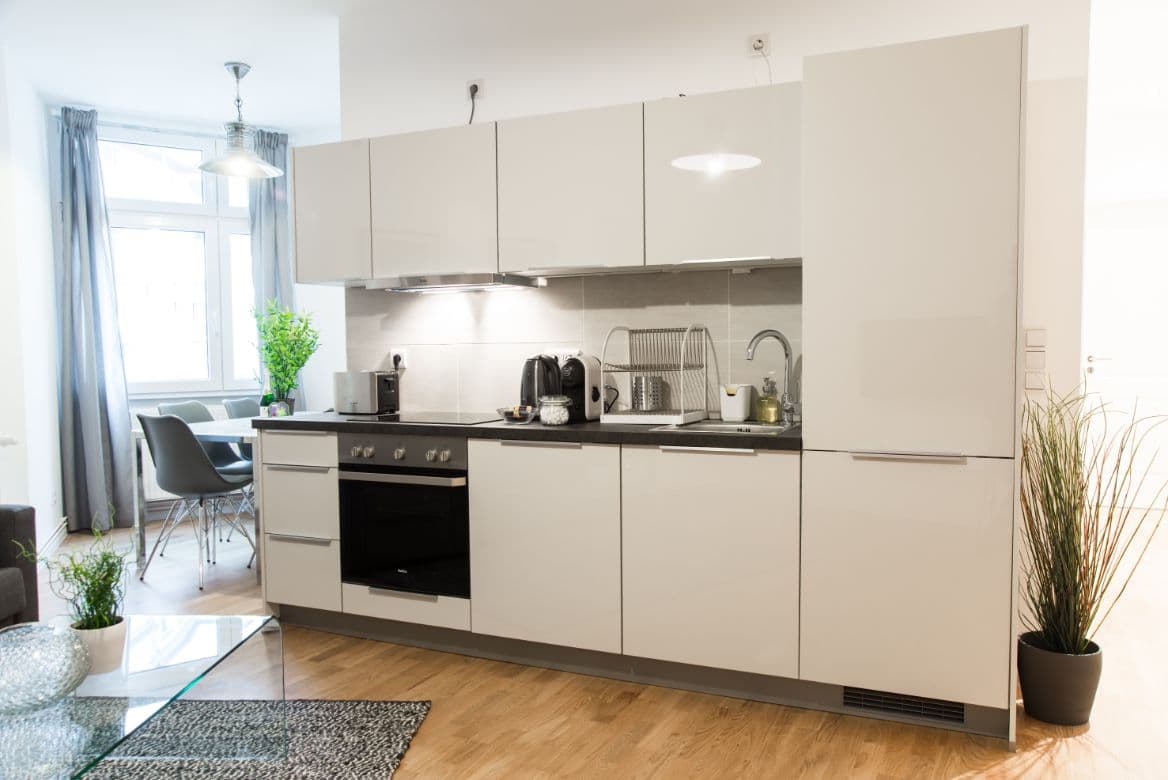 3 Rooms in Charlottenburg – image 6
