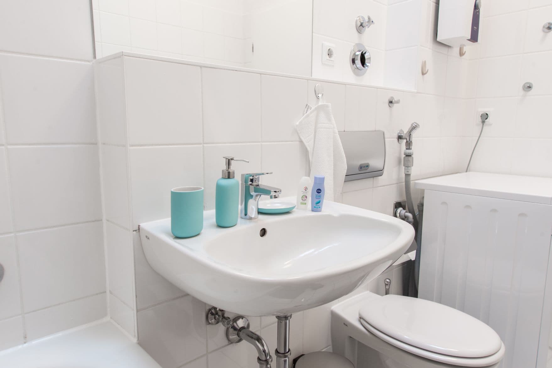 2 Rooms near U-Seestraße (Wedding) – image 16