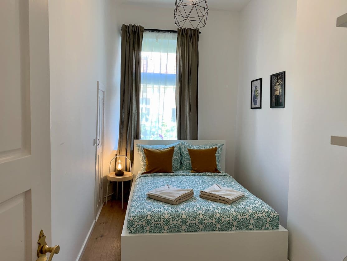 3 Rooms with Balcony in Charlottenburg – image 17