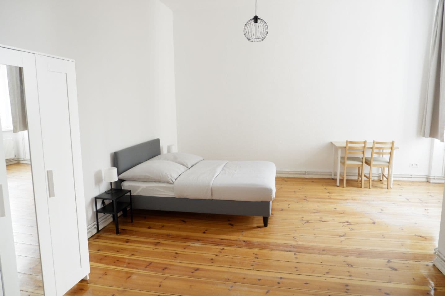 2 Rooms with Balcony in Charlottenburg – image 22