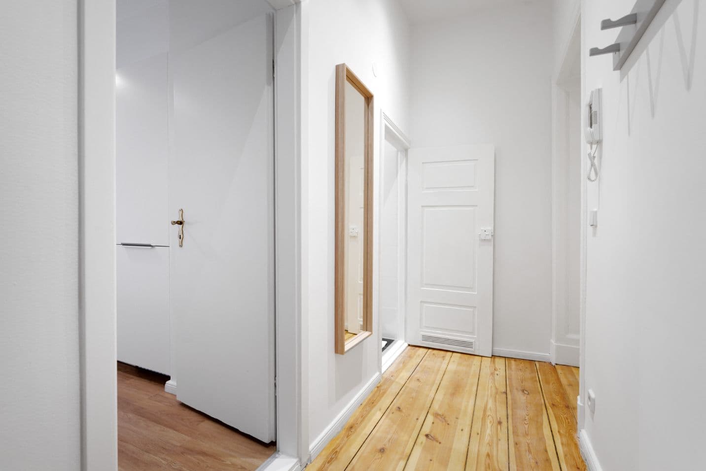 2 Rooms with Balcony near U-Birkenstraße (Moabit) – image 18