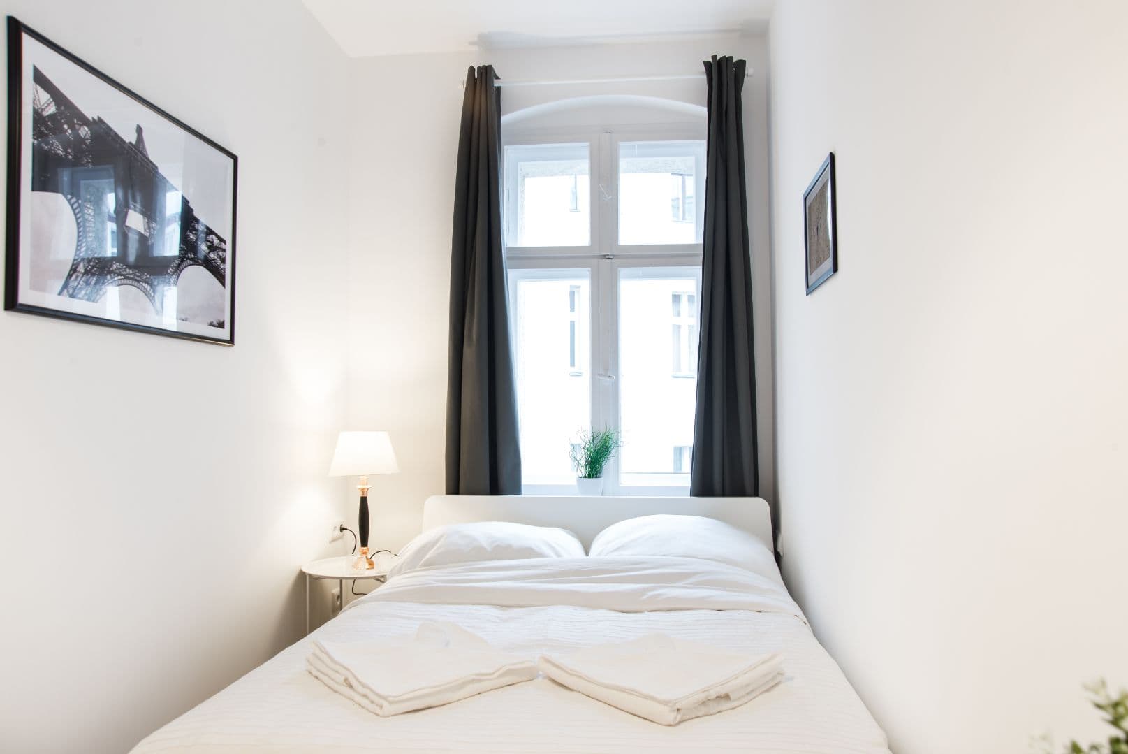 3 Rooms in Charlottenburg – image 12