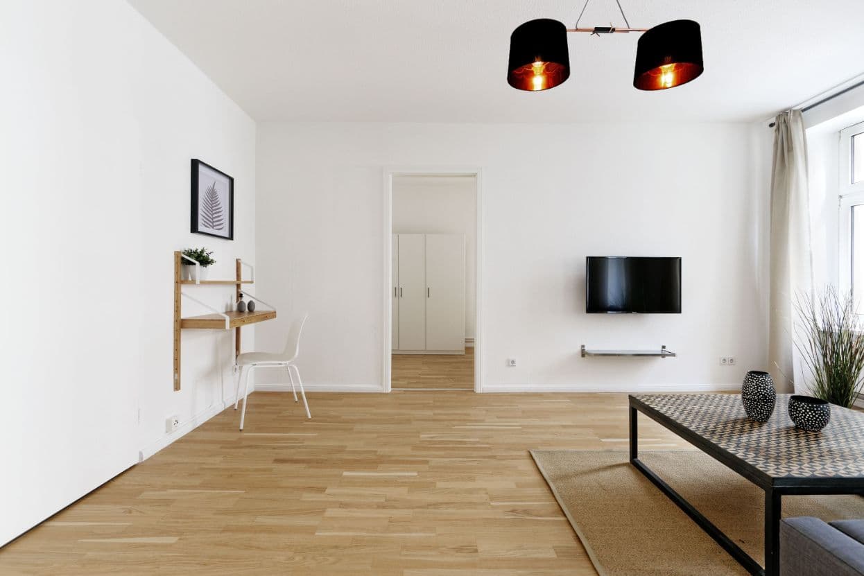 3 Rooms near Westhafen (Moabit) - image 11