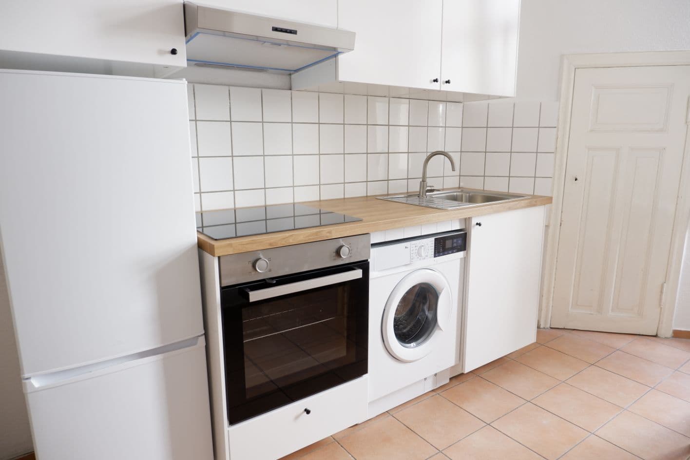 2 Rooms with Balcony in Charlottenburg – image 37