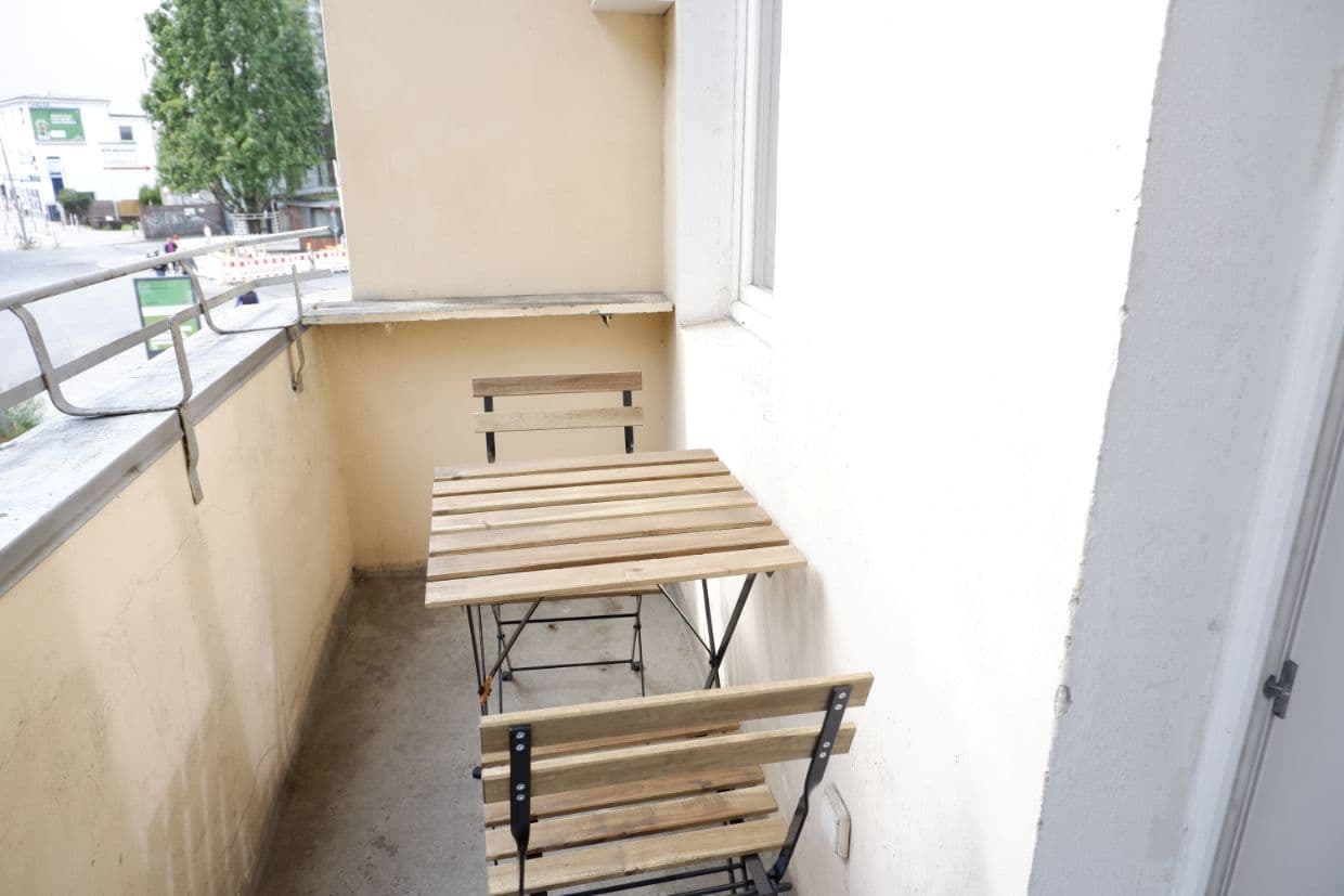 2 Rooms with Balcony in Charlottenburg – image 31