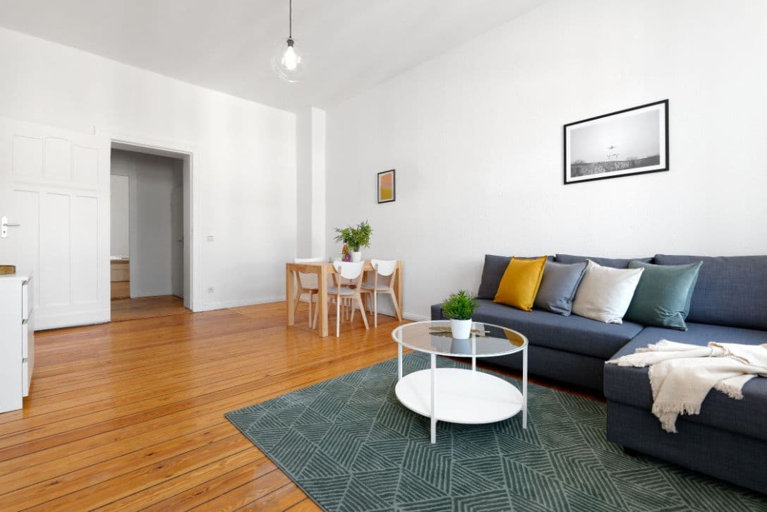 2 Rooms with a balcony in Brüsseler Kiez (Wedding) – image 3