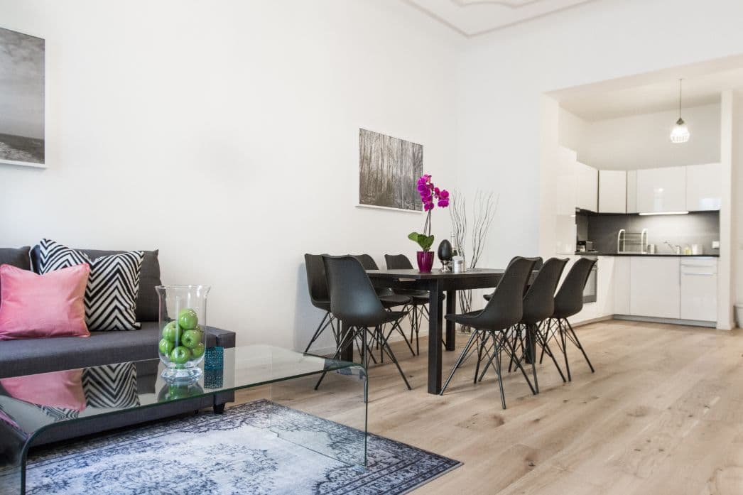 4 Rooms with Balcony near U-Seestraße (Wedding) - image 4