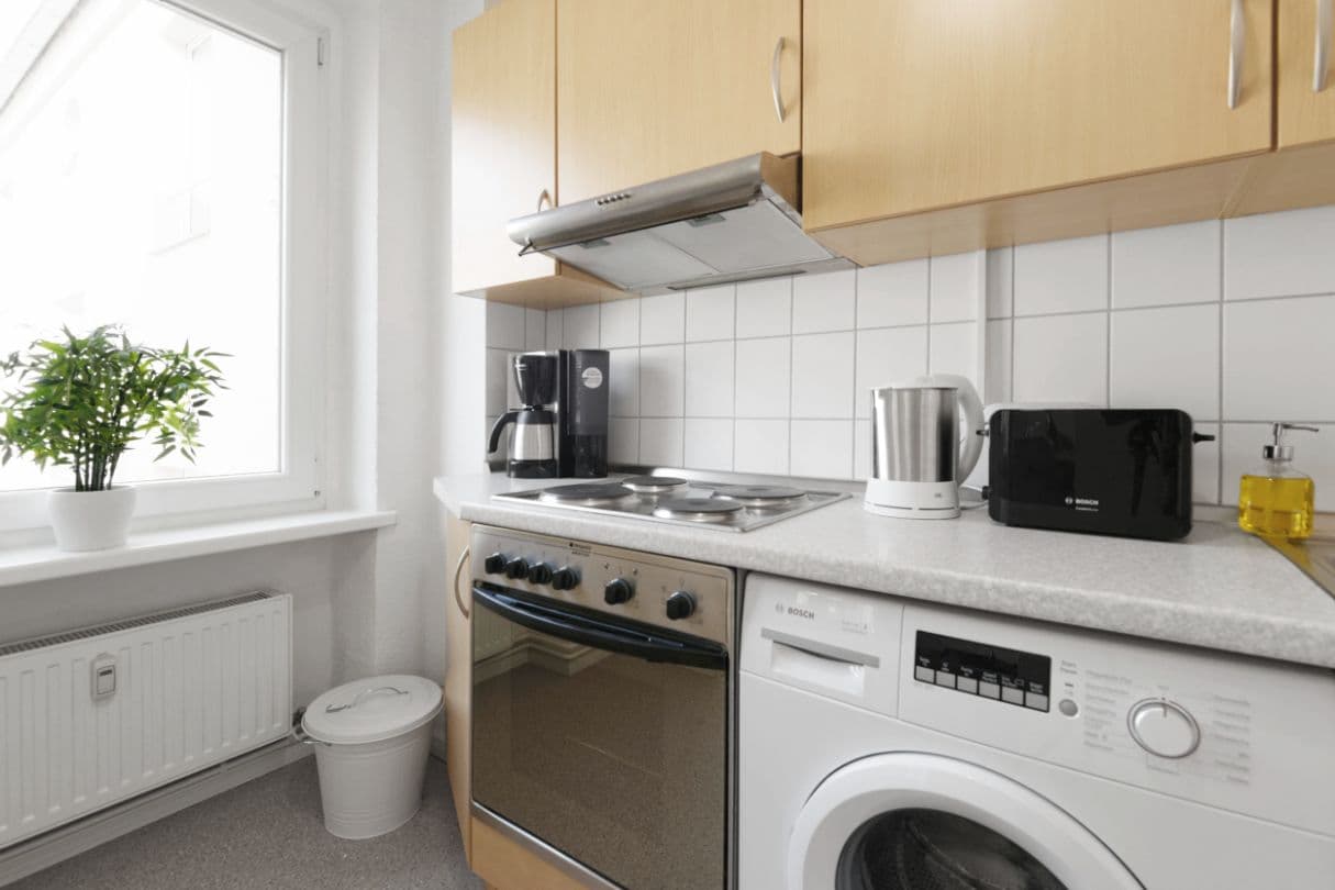 2 Rooms near Westhafen (Moabit) – image 12
