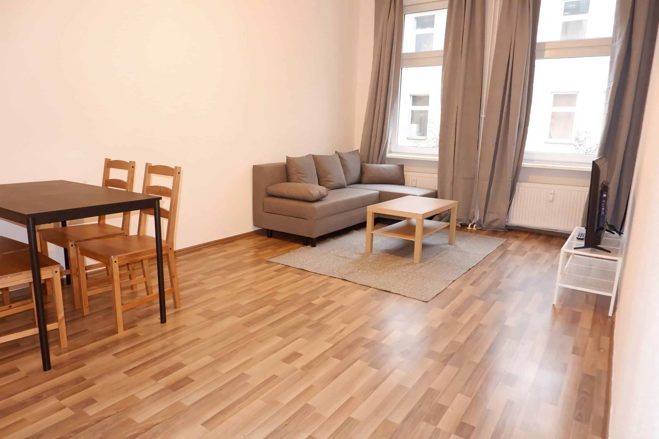 2 Rooms near Bergmannkiez ( Kreuzberg ) – image 3