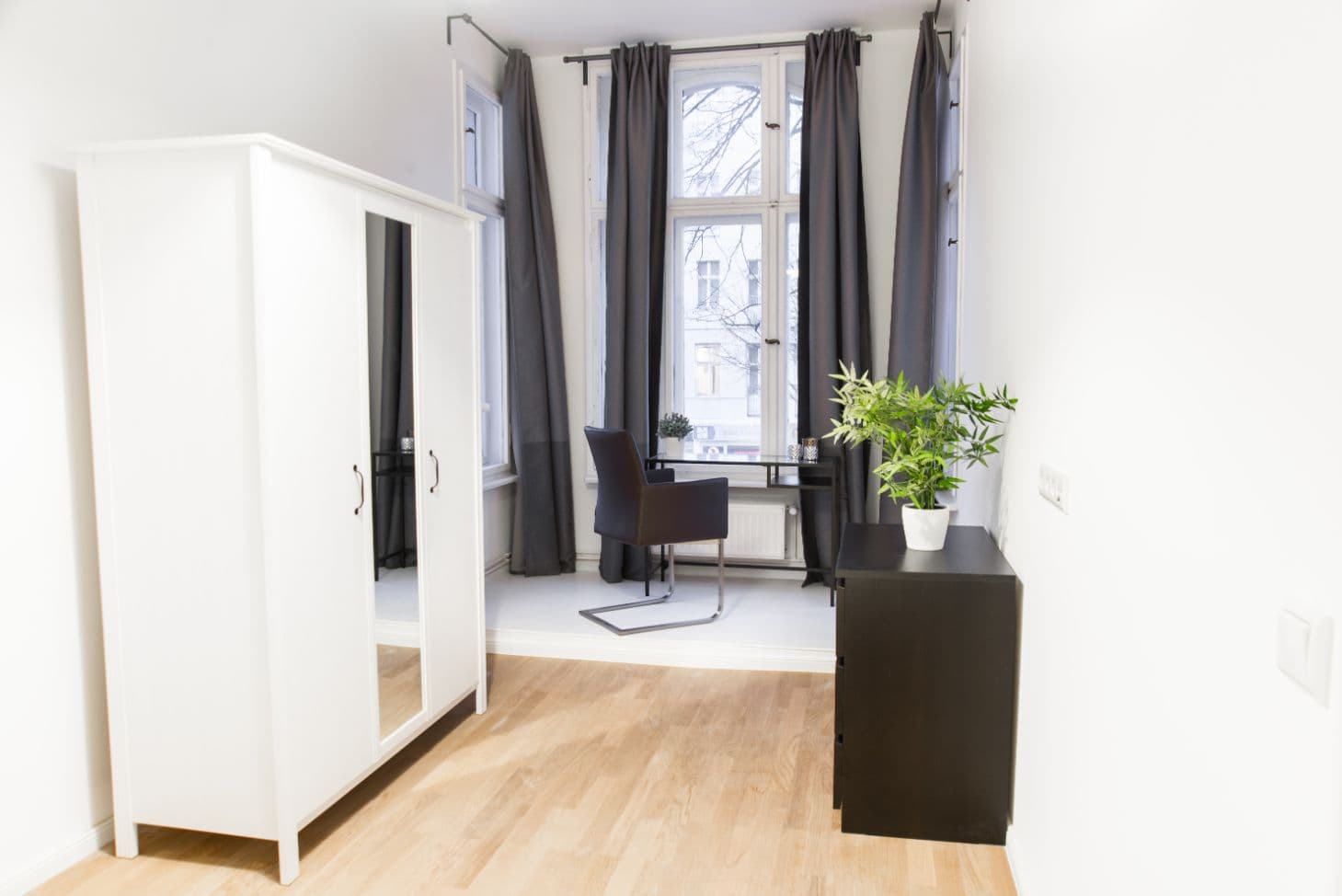 2 Rooms near Turmstraße – image 10