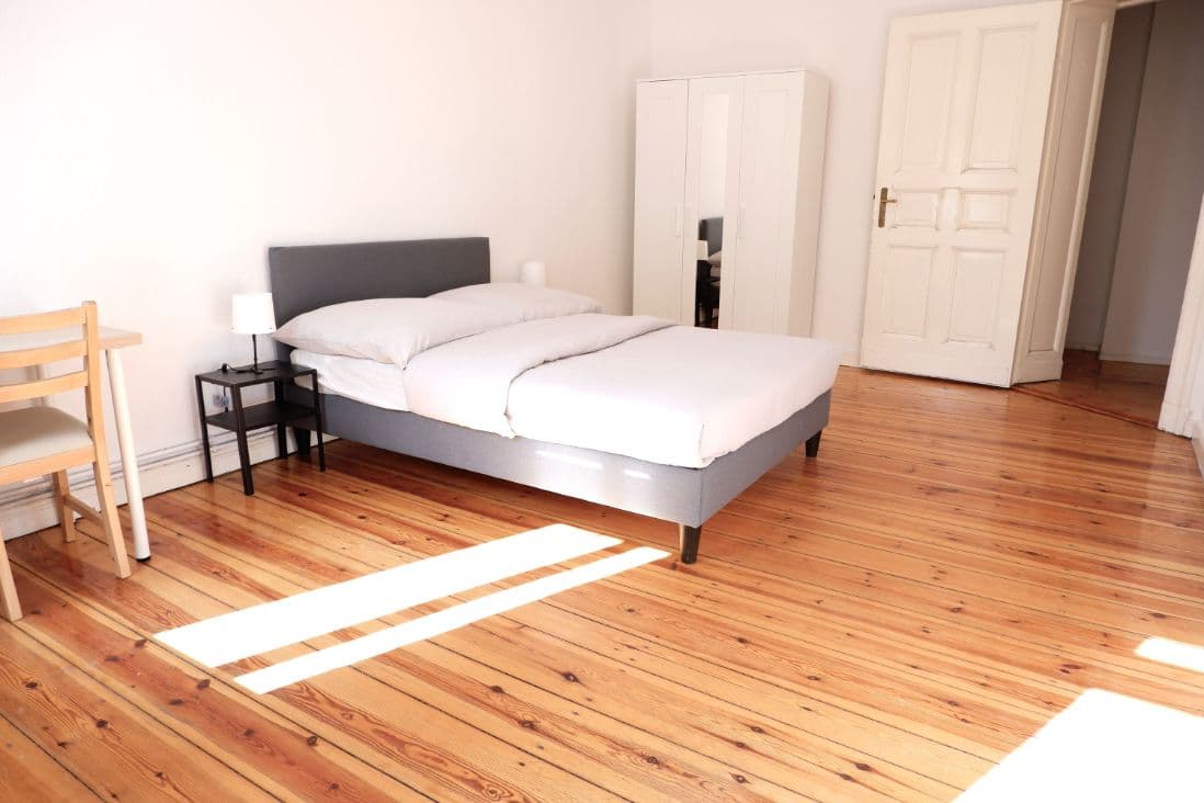 2 Rooms with Balcony in Charlottenburg – image 49